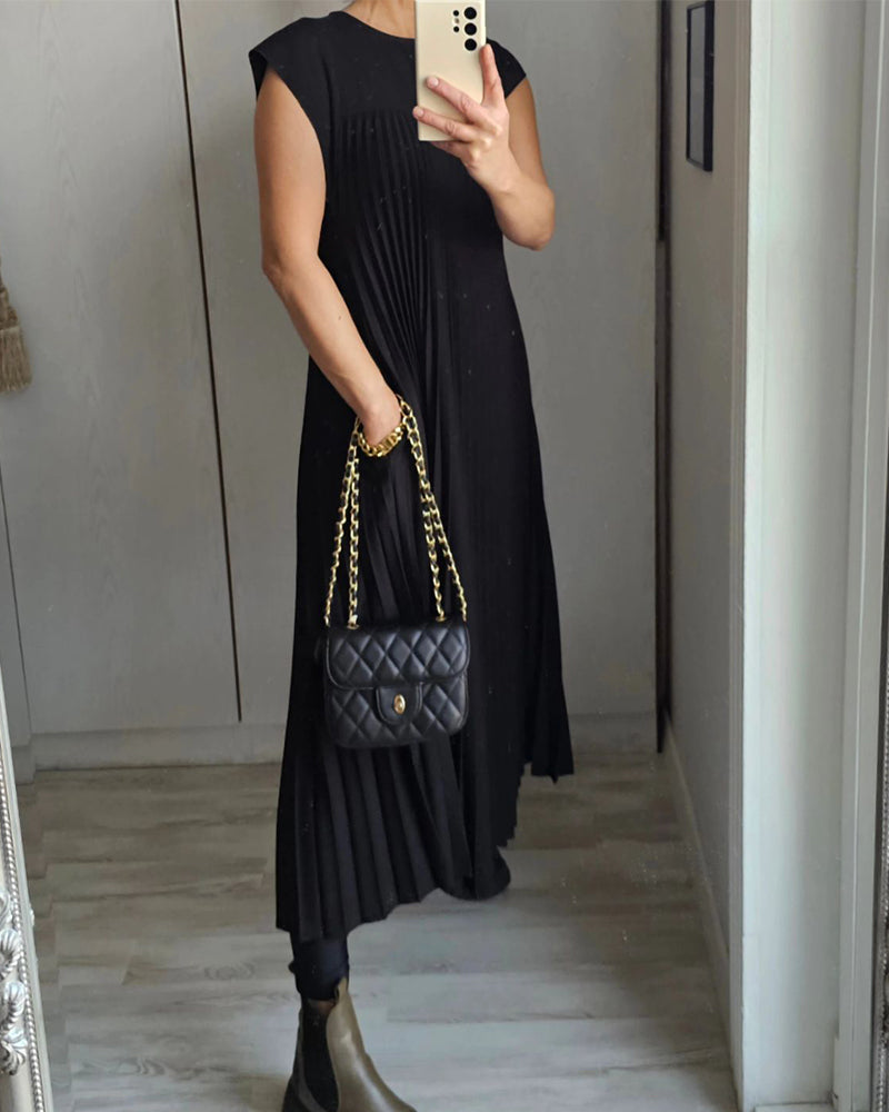 Karena | Pleated Maxi Dress